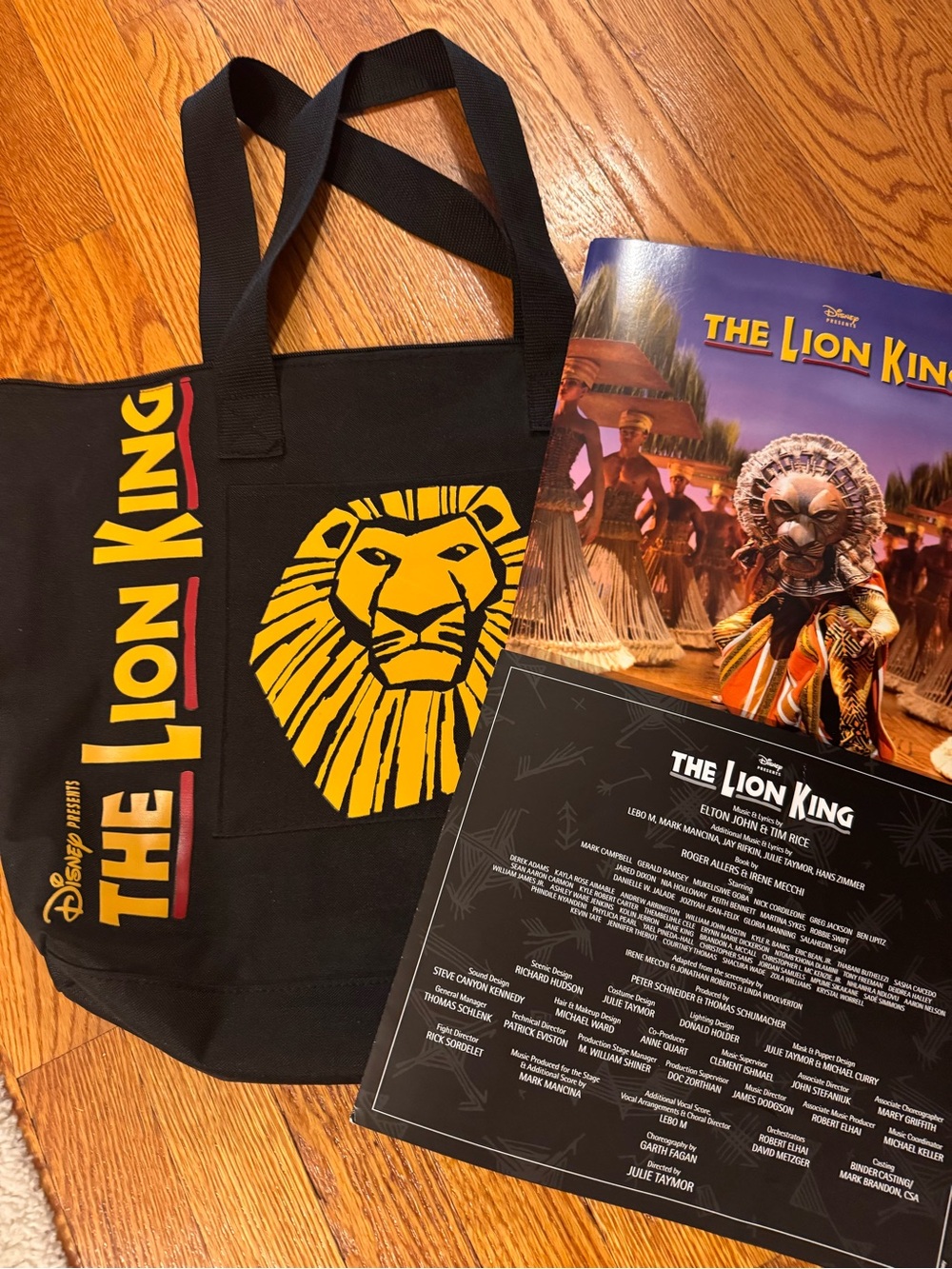Disney Lion King souvenir set - Black Tote Bag, book, trifold cast list